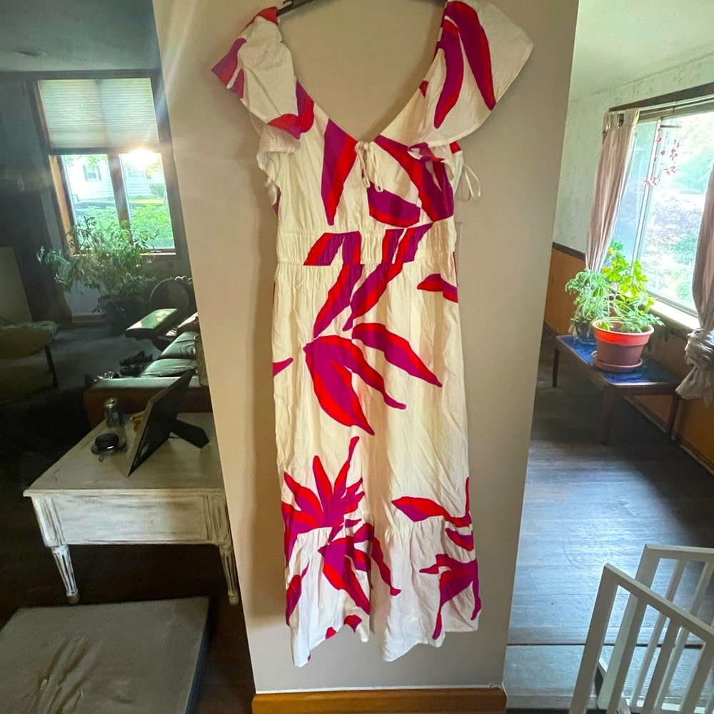 Elegant White and Red Floral Dress